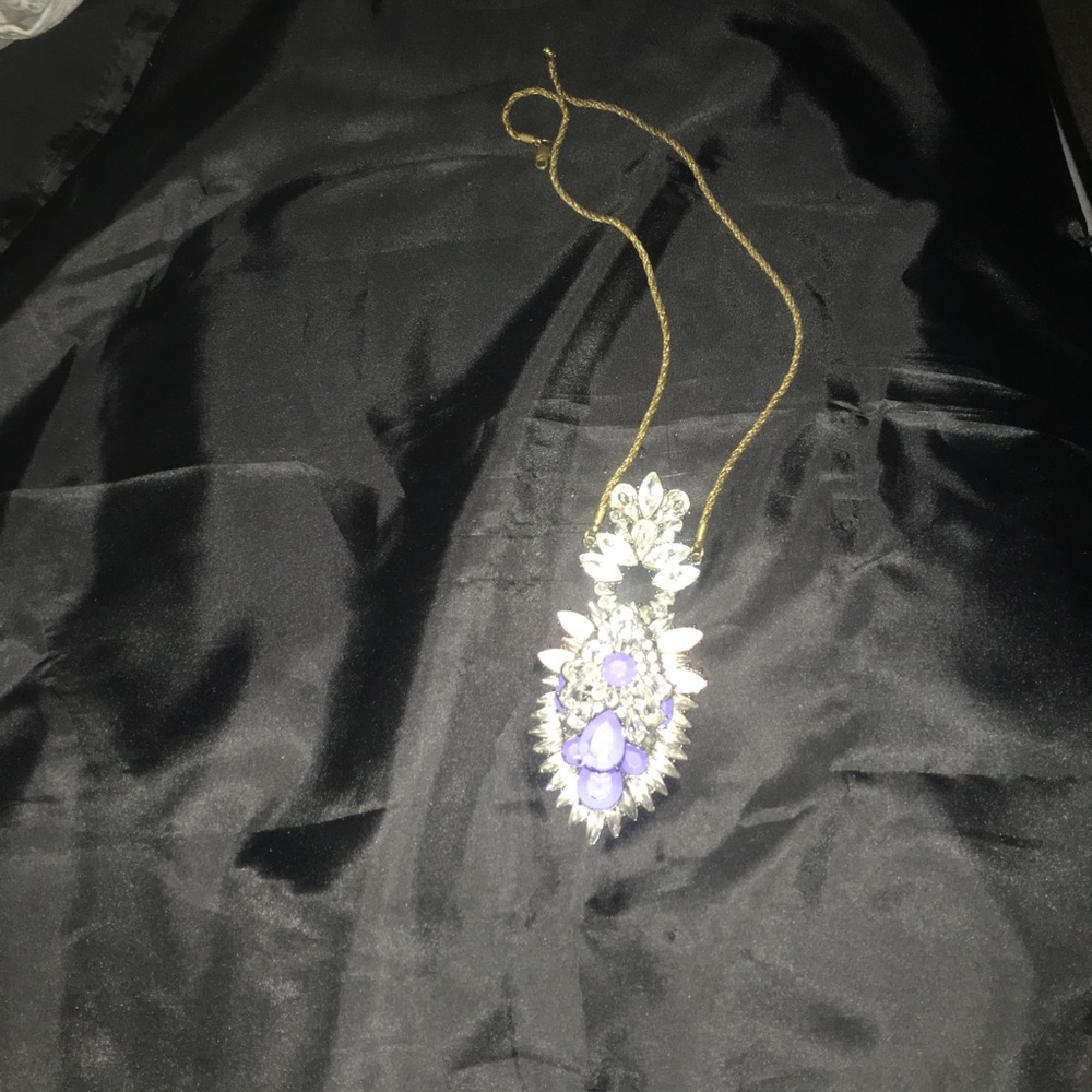 Neckless - Picture 3 of 6